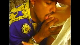 İBO-Uluslararası Aşıklar-sahne 1