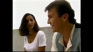 Мелиса Моне вруће јебе у пичку са млађим мушким